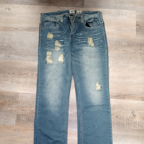 Grindhouse Men Distressed Jeans - Picture 1 of 8